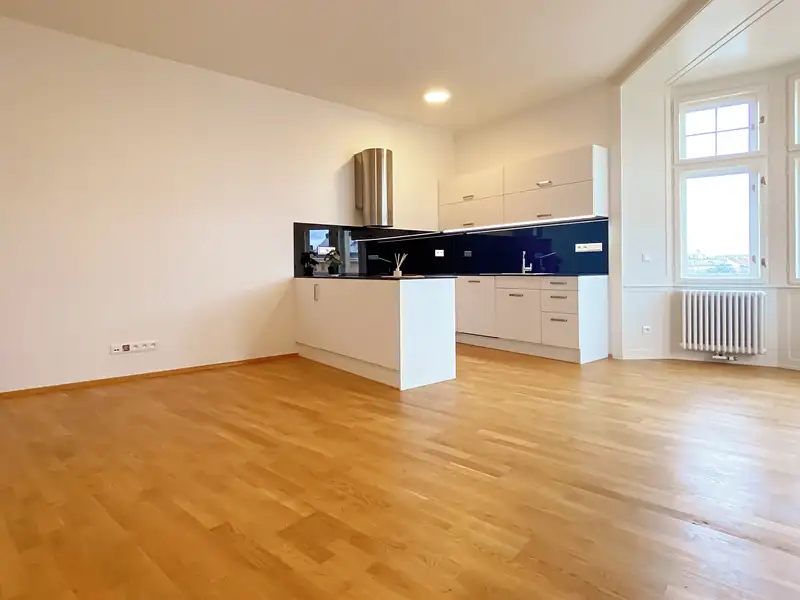 Pronájem bytu 2+kk 70 m², Praha – náhled fotky 3