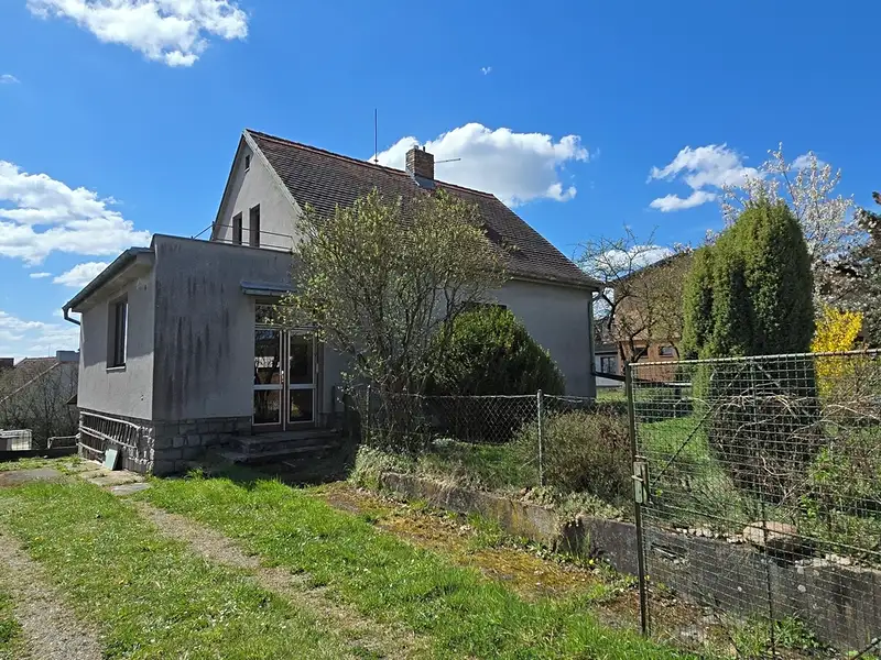 Prodej rodinného domu 145 m², pozemek 1218 m², Zlatá Koruna – náhled fotky 1