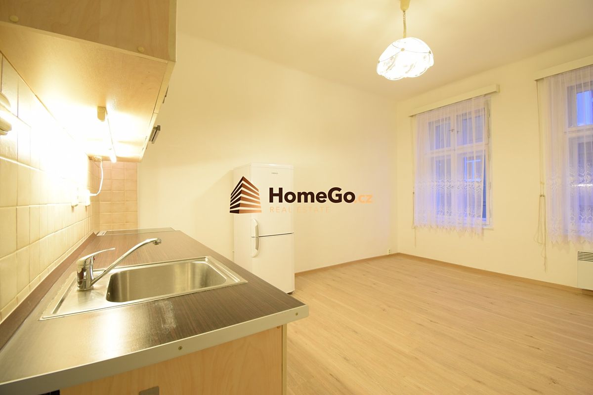 Pronájem bytu 2+kk 45 m² – fotografie 4