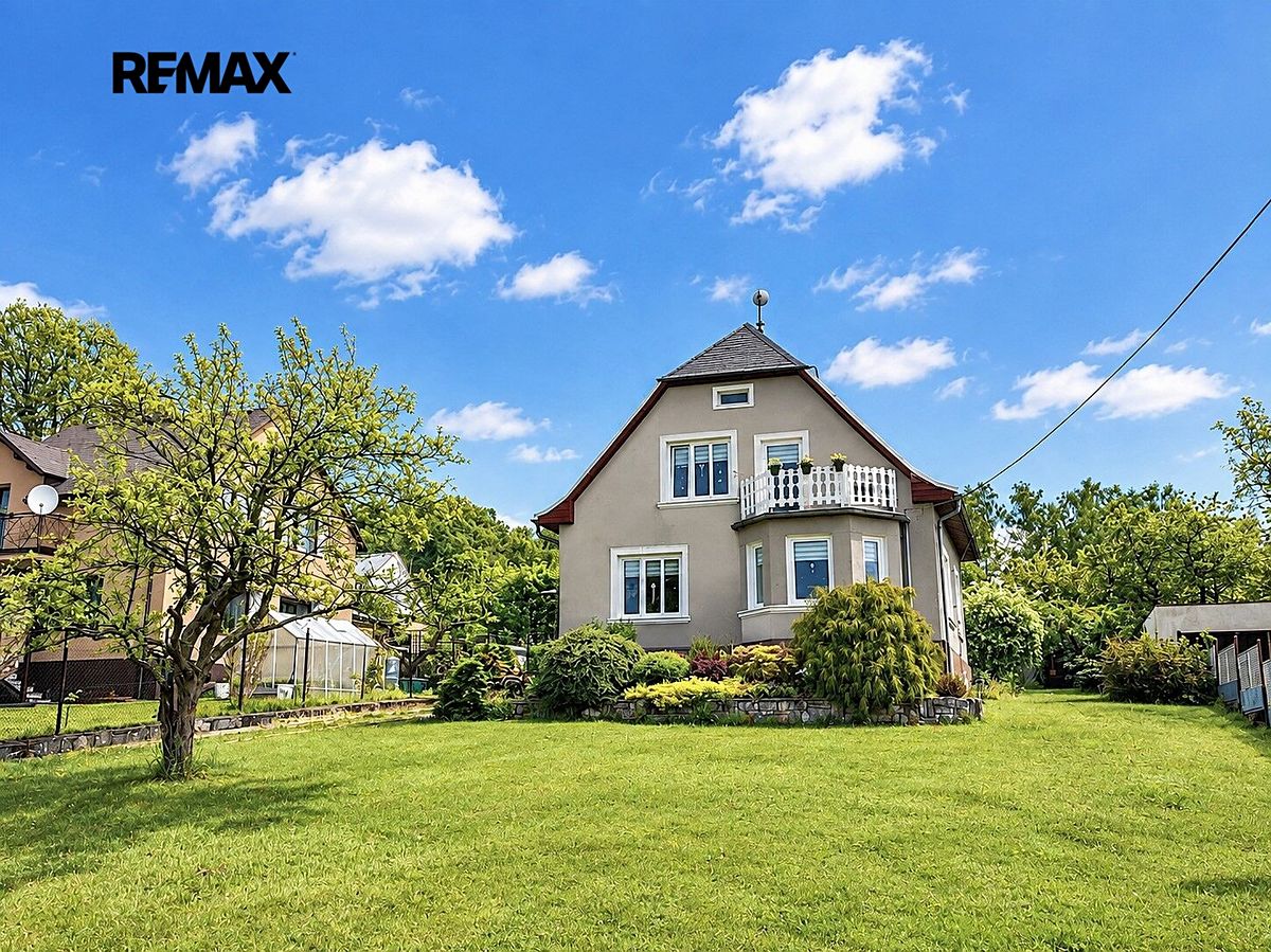 Prodej rodinného domu 197 m², pozemek 995 m²