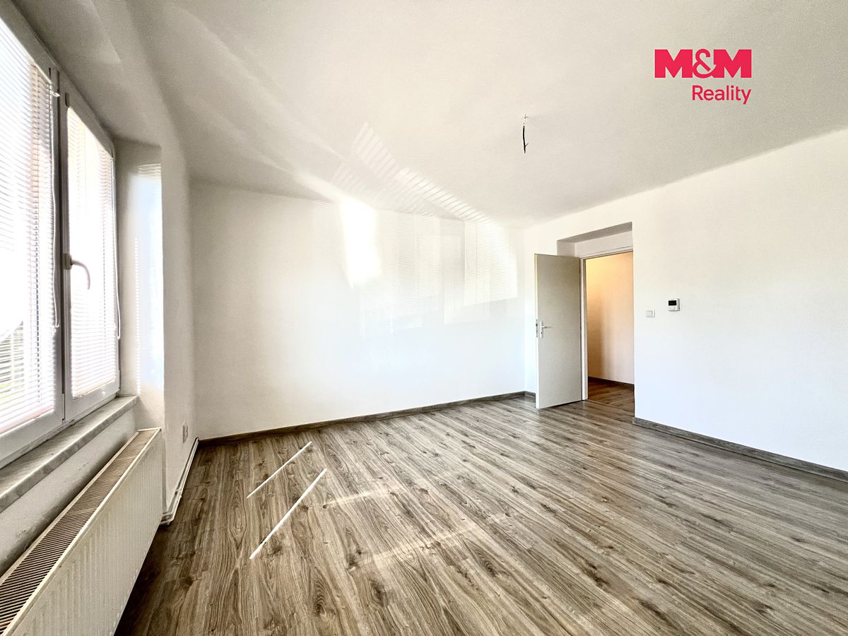 Pronájem bytu 2+1 55 m² – fotografie 3