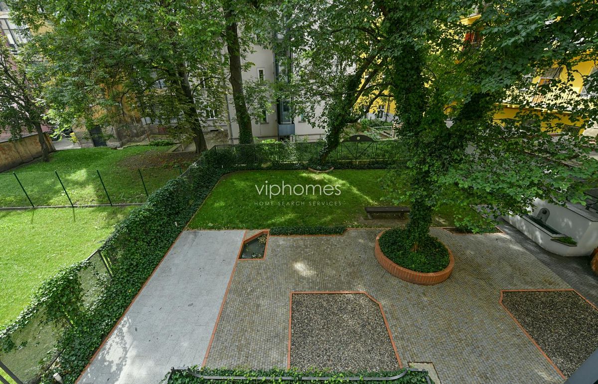 Pronájem bytu 4+kk 134 m² – fotografie 5