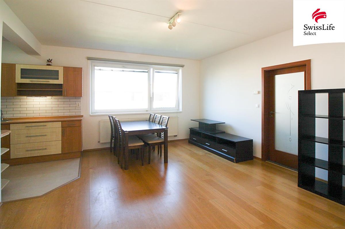 Pronájem bytu 2+kk 65 m² – fotografie 3