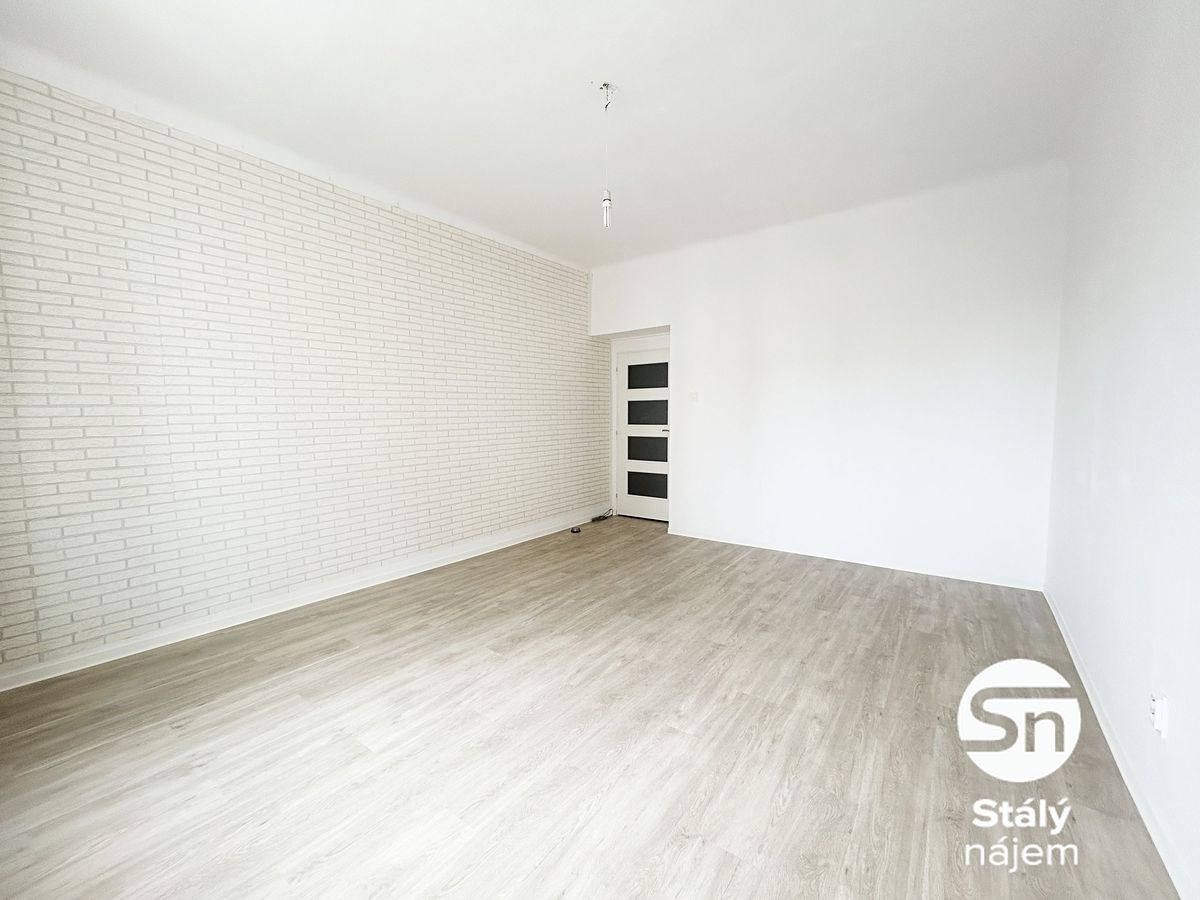 Pronájem bytu 2+kk 45 m² – fotografie 3