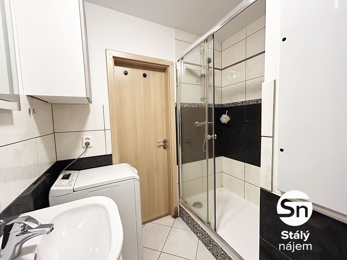 Pronájem bytu 2+kk 36 m² – fotografie 3