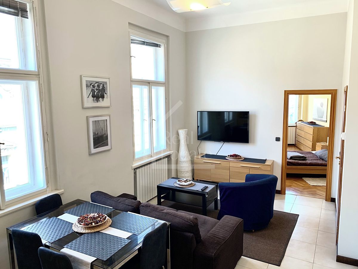 Pronájem bytu 2+kk 56 m² – fotografie 4
