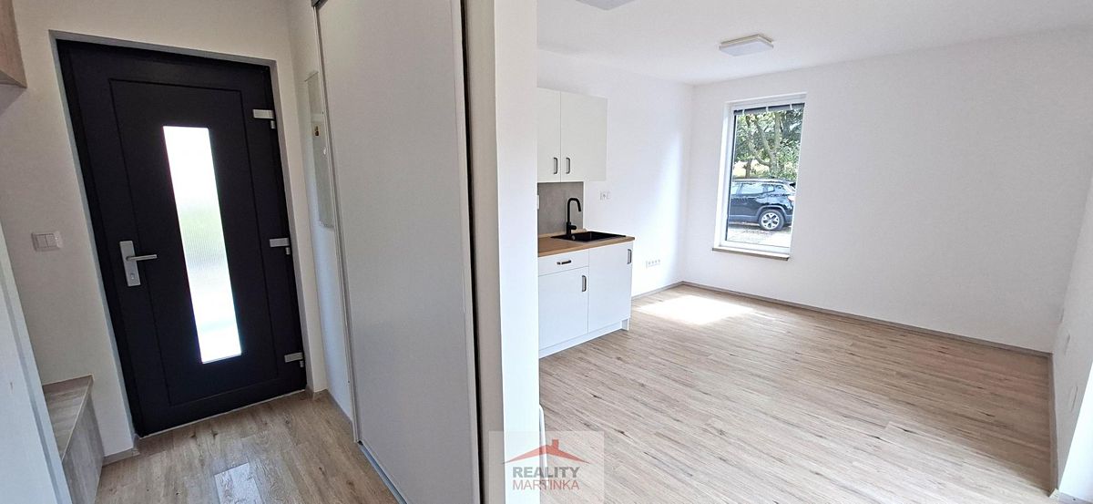 Pronájem bytu 2+kk 47 m² – fotografie 4