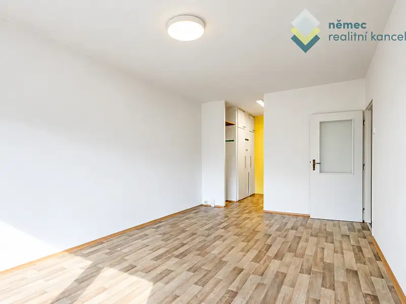 Prodej bytu 2+kk 44 m², Praha – náhled fotky 3