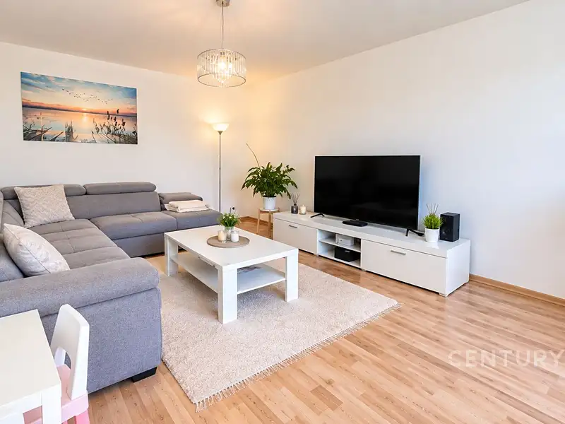 Prodej bytu 3+1 72 m², Napajedla – náhled fotky 2