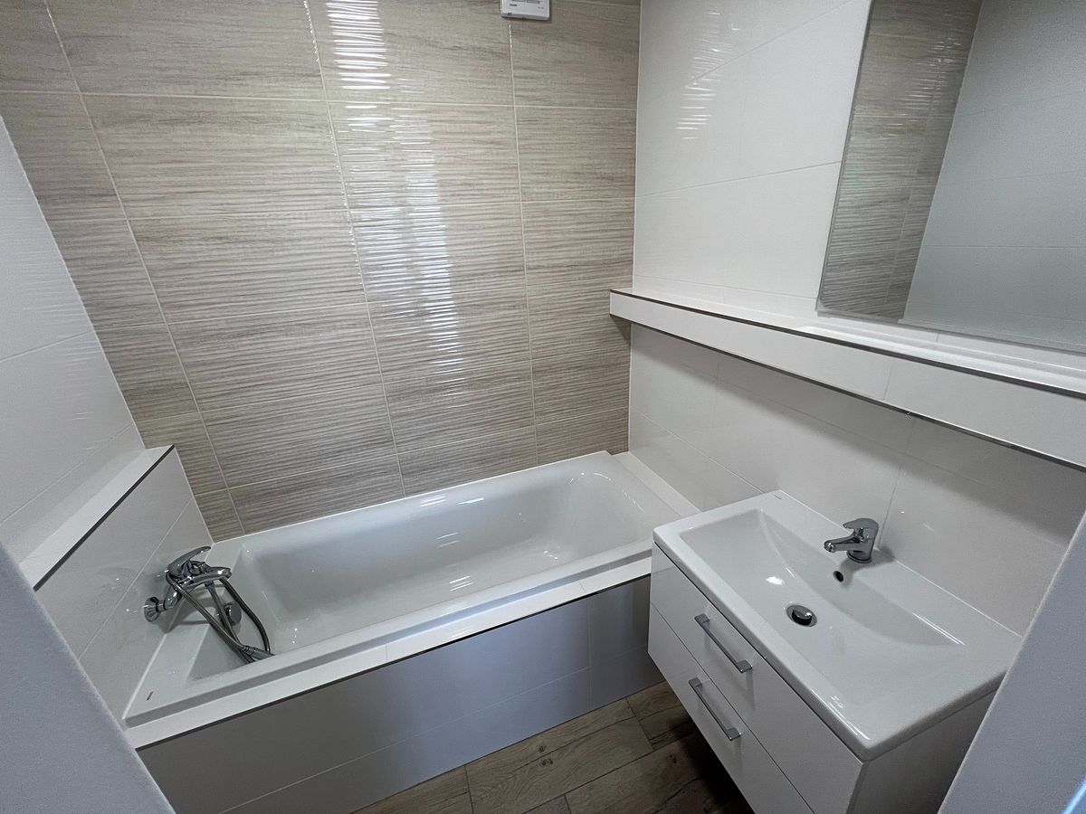 Pronájem bytu 3+1 70 m² – fotografie 3