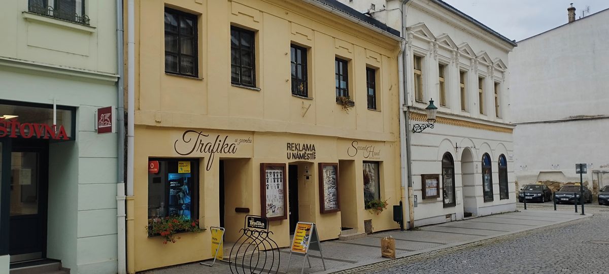 Pronájem obchodního prostoru 31 m² – fotografie 2