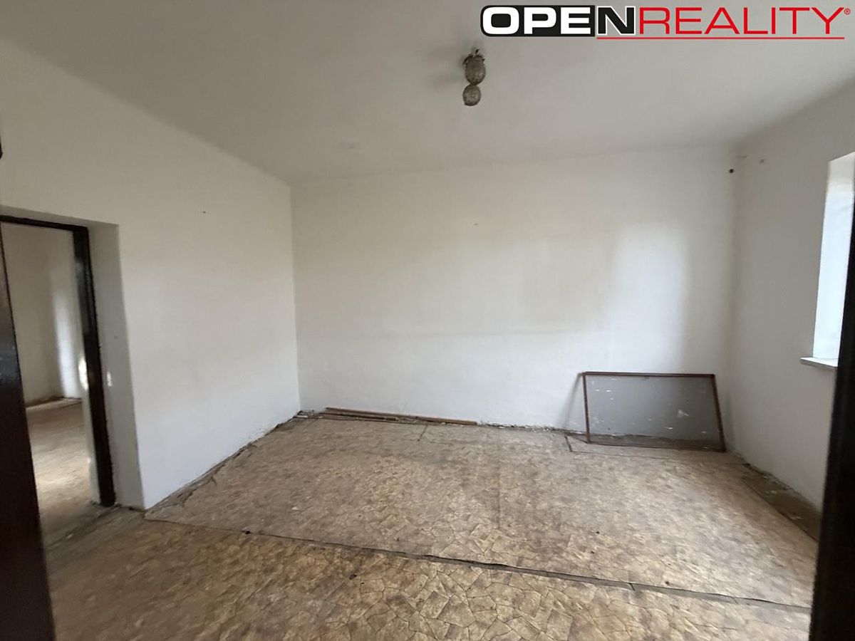 Prodej rodinného domu 174 m², pozemek 285 m² – fotografie 5
