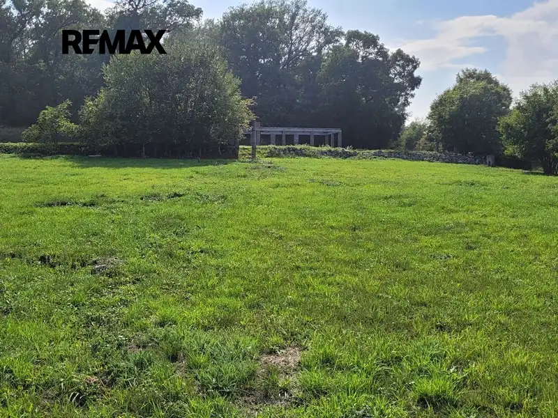 Prodej stavebního pozemku 6258 m², Liběšice – náhled fotky 1
