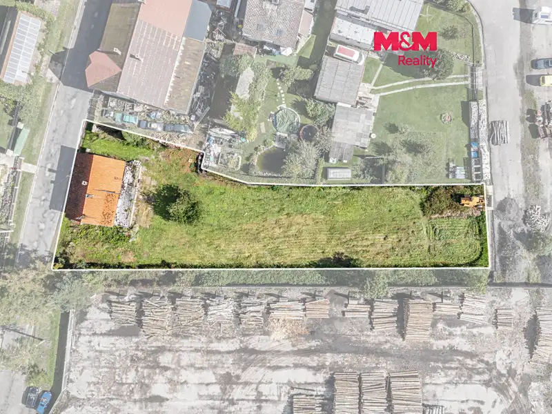 Prodej stavebního pozemku 1403 m², Šárovcova Lhota – náhled fotky 1