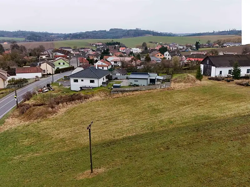 Prodej pozemku 2000 m², Hodice – náhled fotky 1