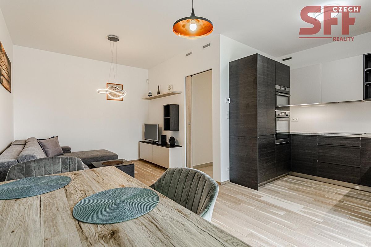 Pronájem bytu 2+kk 73 m²