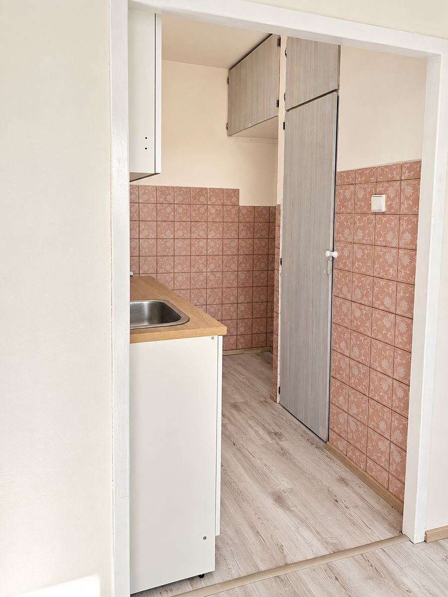 Pronájem bytu 2+kk 42 m² – fotografie 3