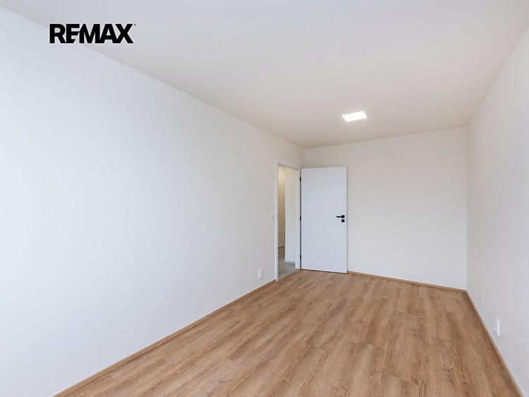 Prodej bytu 3+kk, 70 m² (11 z 27)