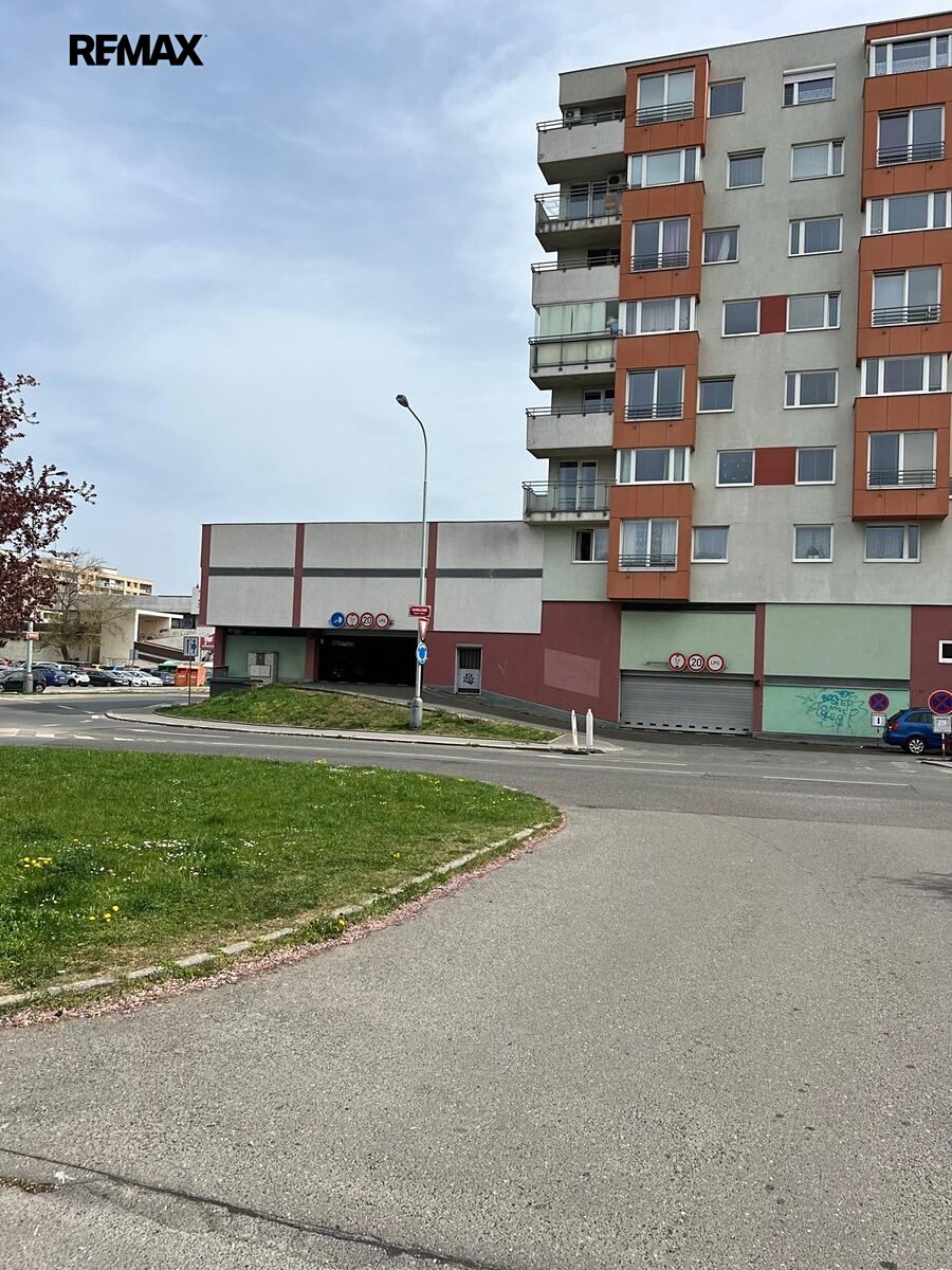 Prodej garáže 17 m²