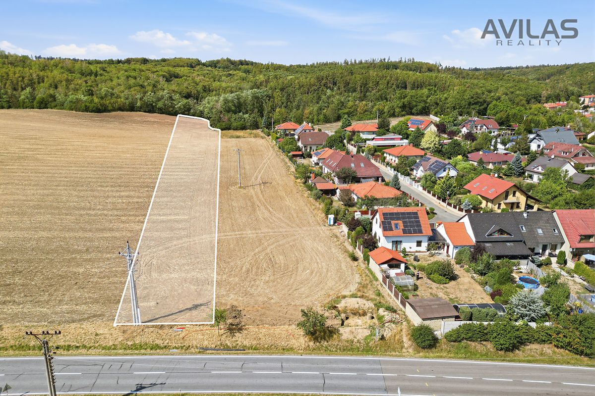 Prodej stavebního pozemku 4169 m²
