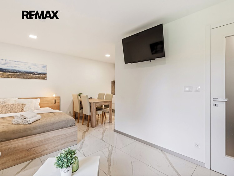 Wohnung 1+kk zum Kauf, 33 m² (10 von 27)
