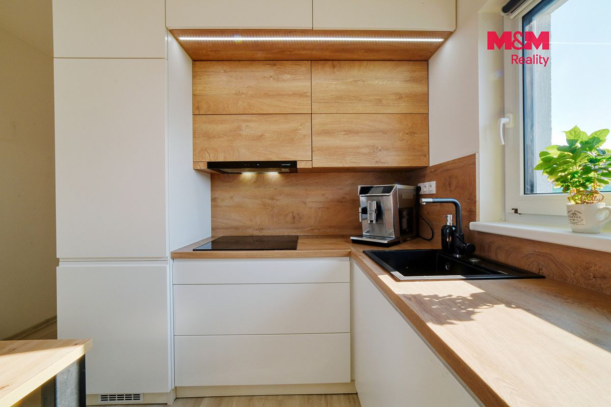 Prodej rodinného domu 55 m², pozemek 967 m² – fotografie 2