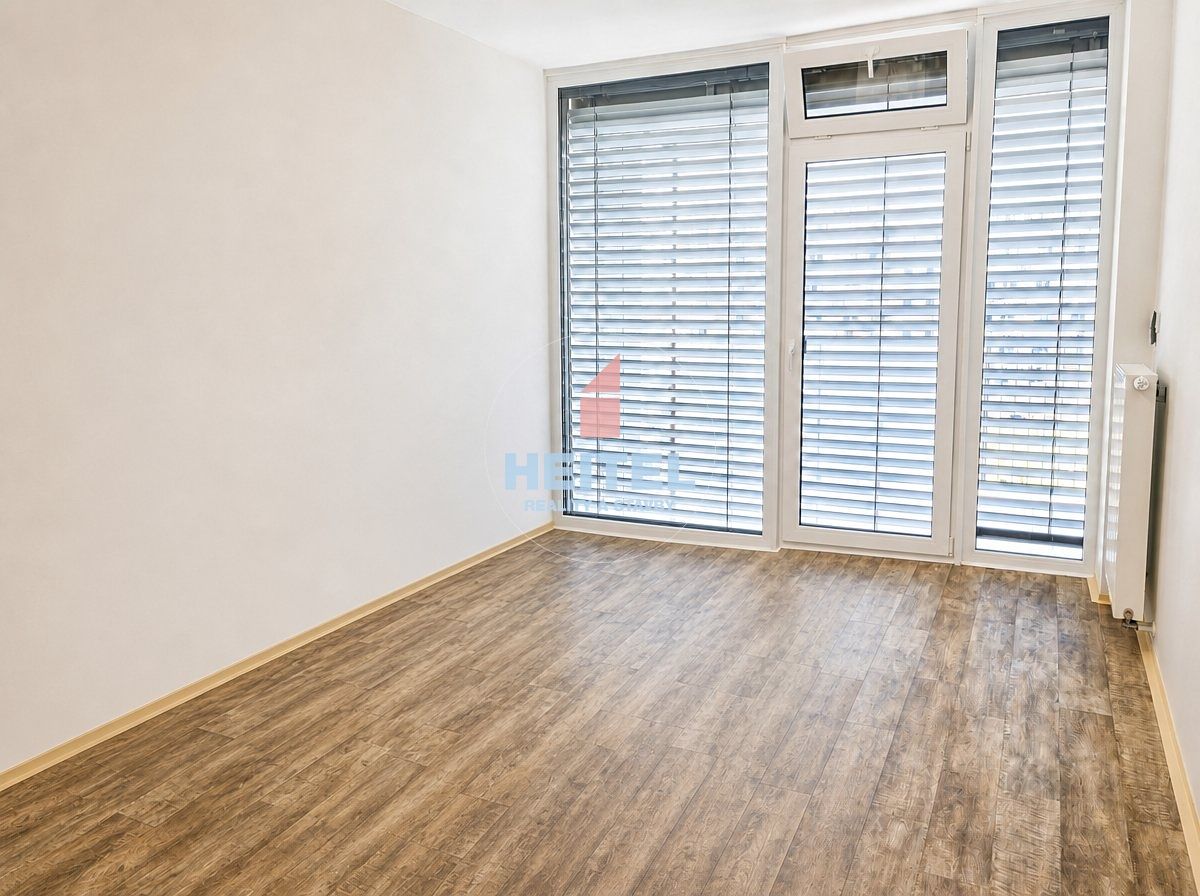 Pronájem bytu 2+kk 56 m² – fotografie 4