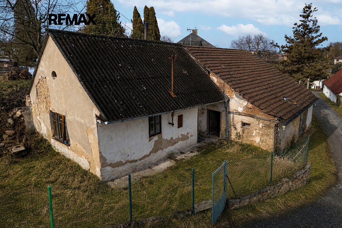Prodej rodinného domu 100 m², pozemek 335 m²