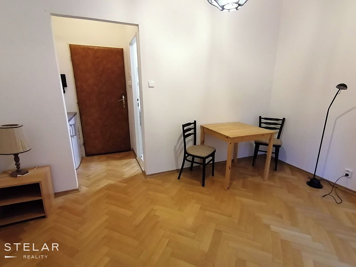 Pronájem bytu 1+kk 23 m² – fotografie 3