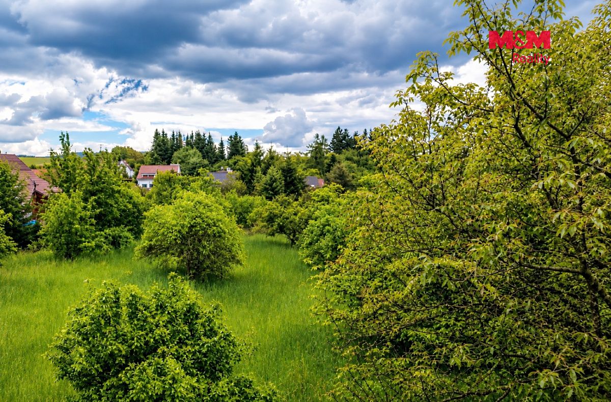 Prodej stavebního pozemku 1241 m² – fotografie 2