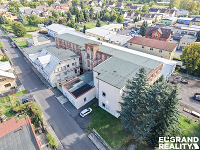 Prodej výrobní haly, prostoru 2 400 m²