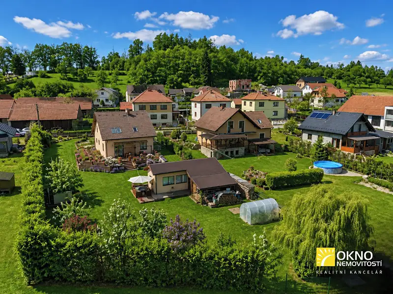Prodej rodinného domu 144 m², pozemek 1581 m², Netín – náhled fotky 2