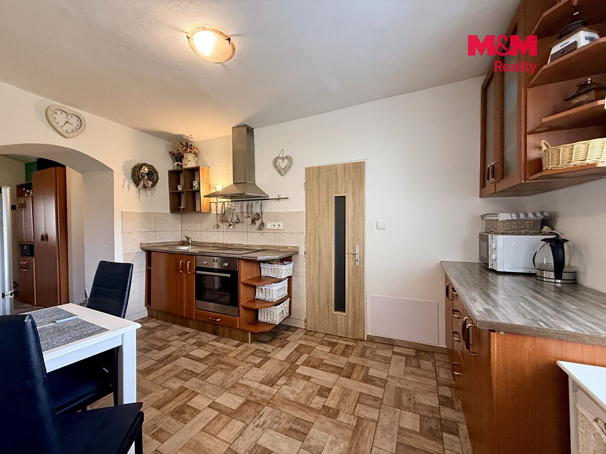 Prodej rodinného domu 84 m², pozemek 212 m² – fotografie 3