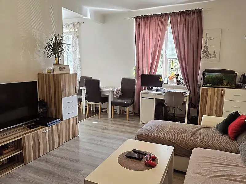 Prodej bytu 2+kk 50 m², Rožmitál pod Třemšínem – náhled fotky 2