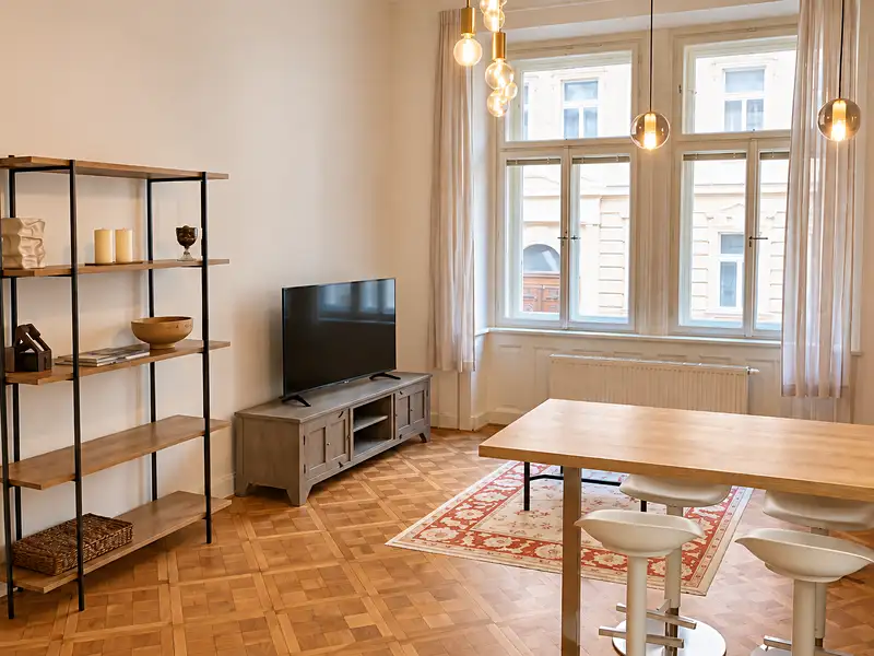 Pronájem bytu 2+kk 55 m², Praha – náhled fotky 2