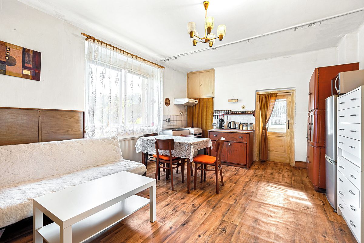 Prodej rodinného domu 231 m², pozemek 1044 m² – fotografie 5