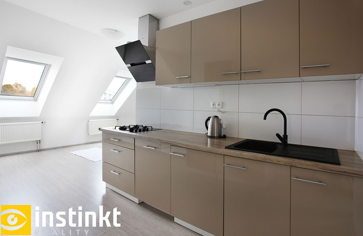 Pronájem bytu 3+kk 76 m² – fotografie 2