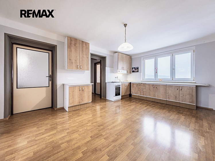 Комерційне приміщення на продаж, 200 м² (21 з 43)