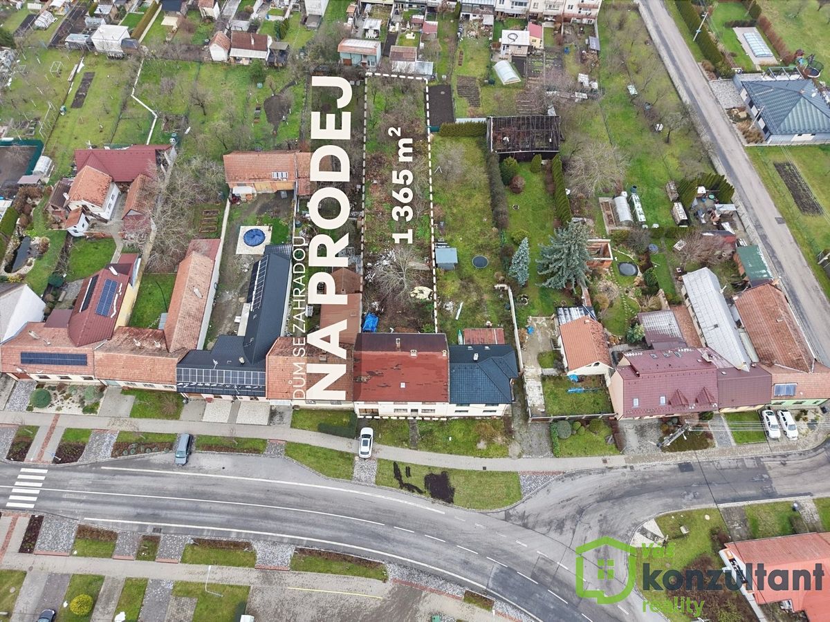 Prodej rodinného domu 205 m², pozemek 1350 m²