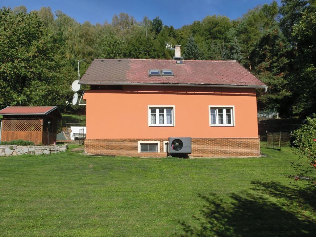 Prodej rodinného domu 175 m², pozemek 9863 m² – fotografie 3