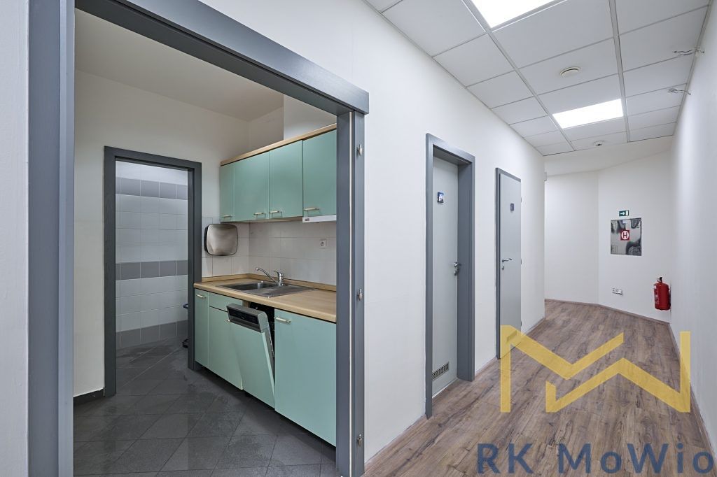 Pronájem kanceláře 161 m² – fotografie 2