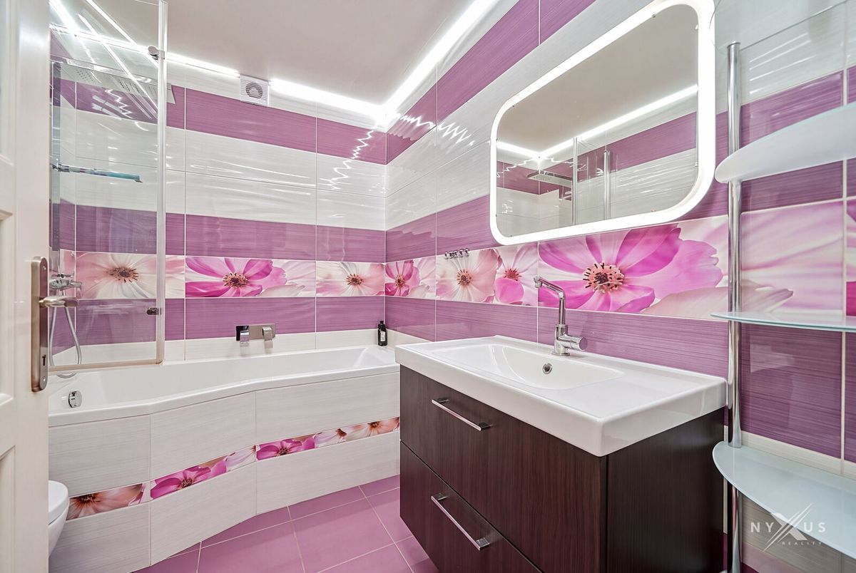 Prodej vícegeneračního domu 932 m², pozemek 1353 m² – fotografie 4