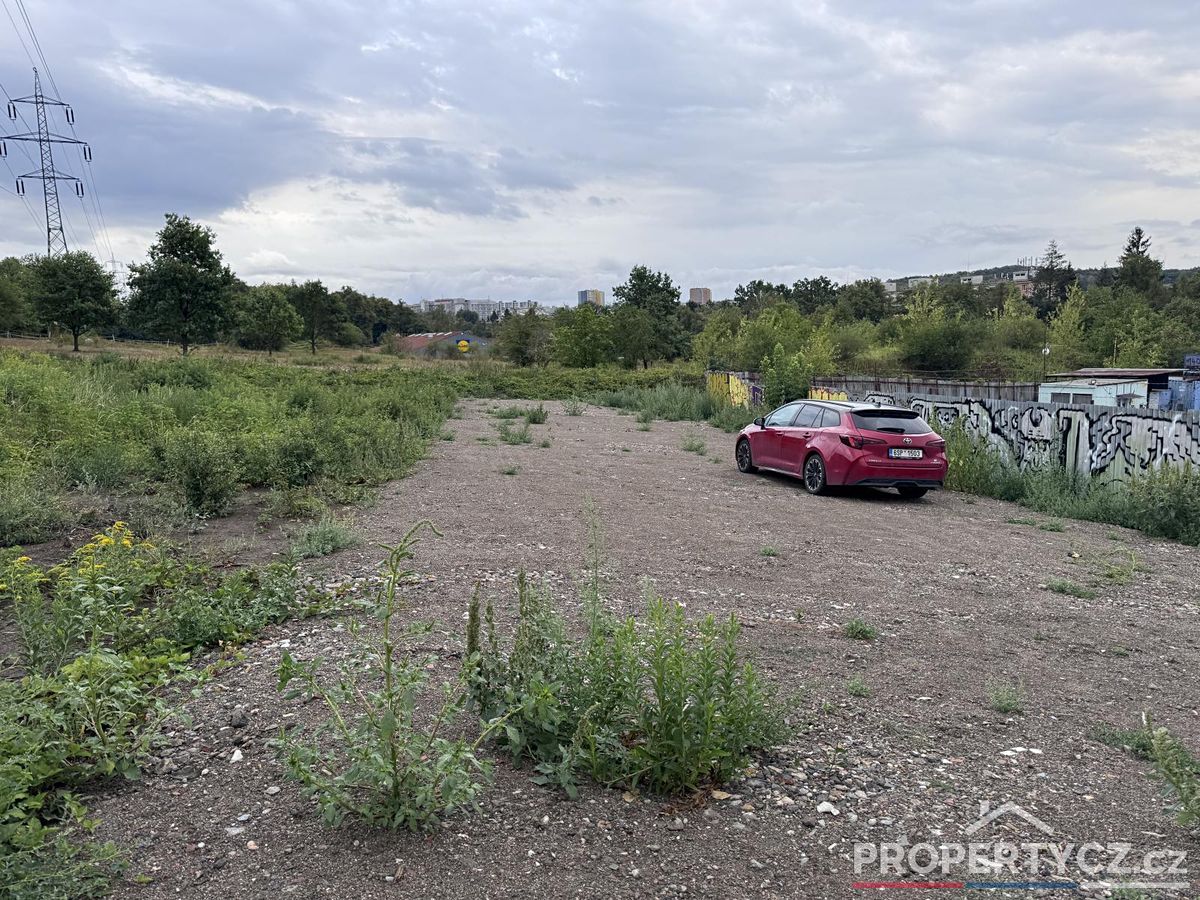 Pronájem pozemku 1600 m² – fotografie 5