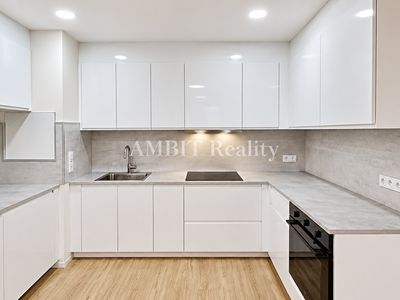 Pronájem bytu 3+kk 67 m²