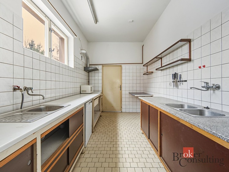 Pronájem komerčního prostoru, 125 m² (4 z 11)