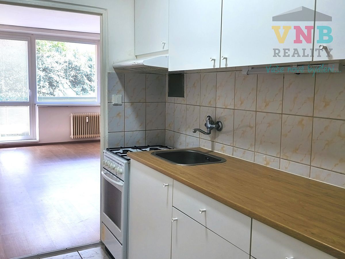 Pronájem bytu 1+kk 32 m² – fotografie 4