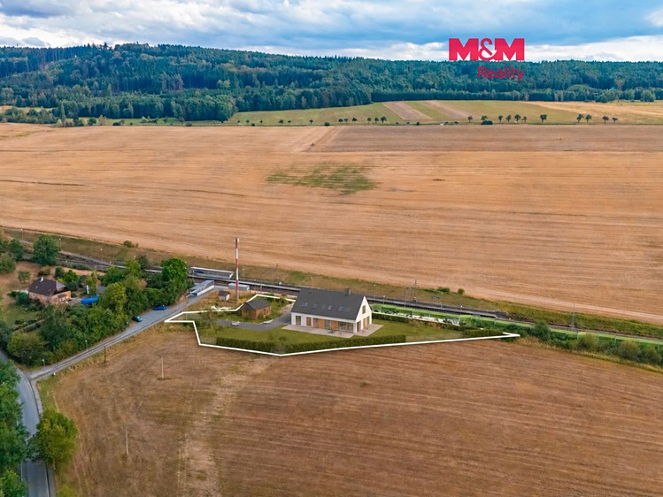 Prodej pozemku, 2 304 m² (1 z 22)
