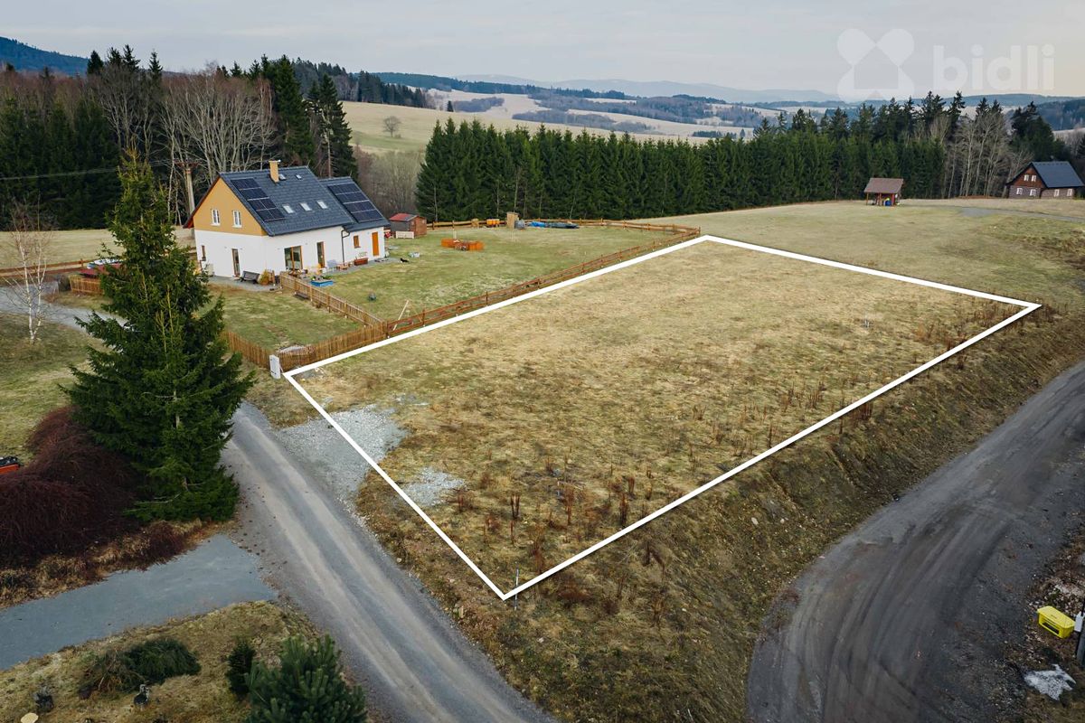 Prodej stavebního pozemku 2041 m² – fotografie 3
