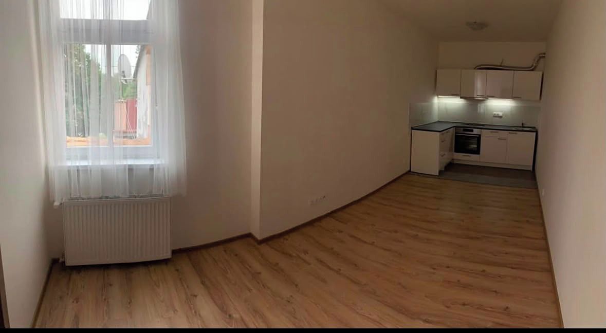 Pronájem bytu 3+kk 59 m² – fotografie 2