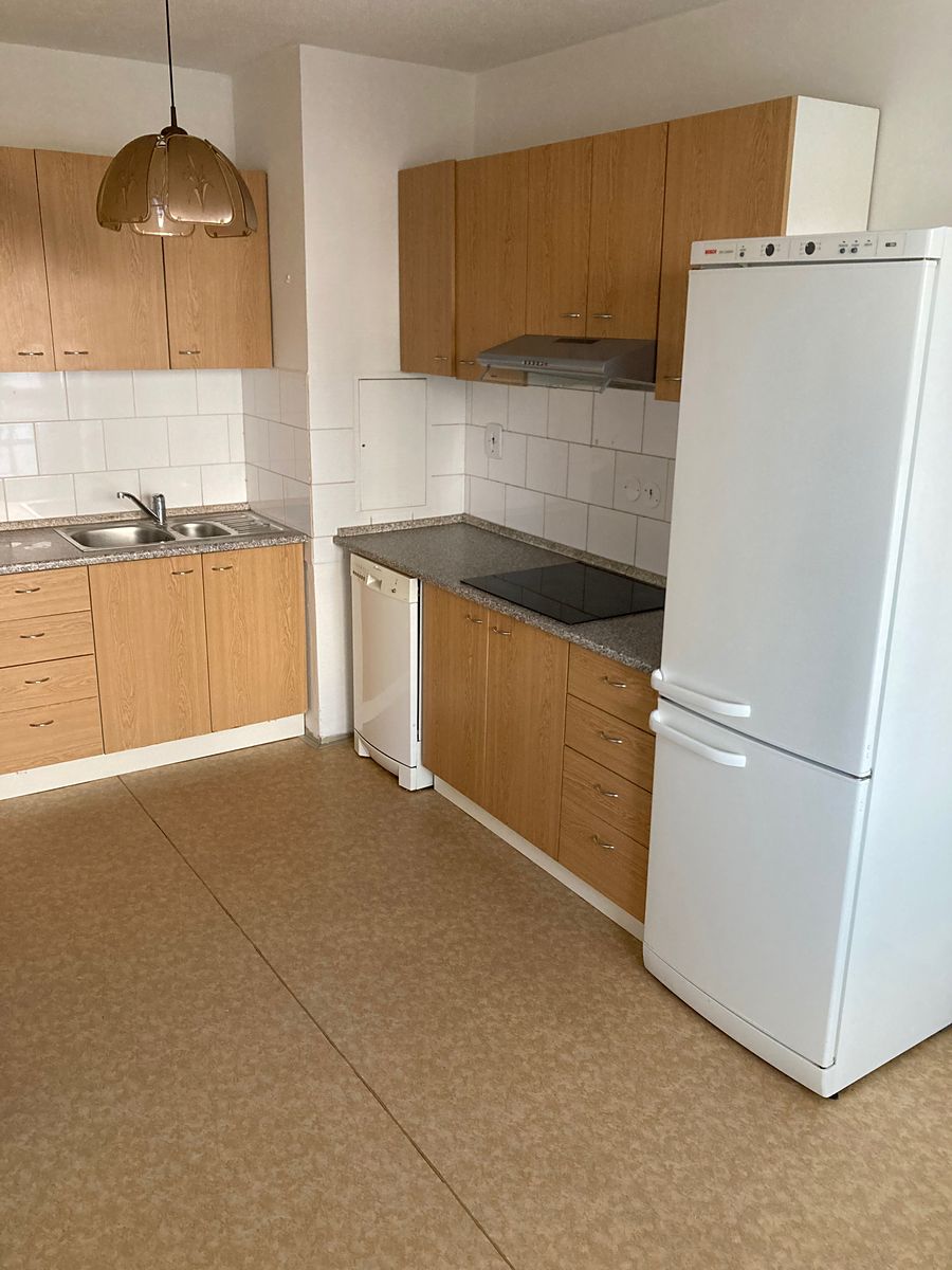 Pronájem bytu 2+1 68 m² – fotografie 3